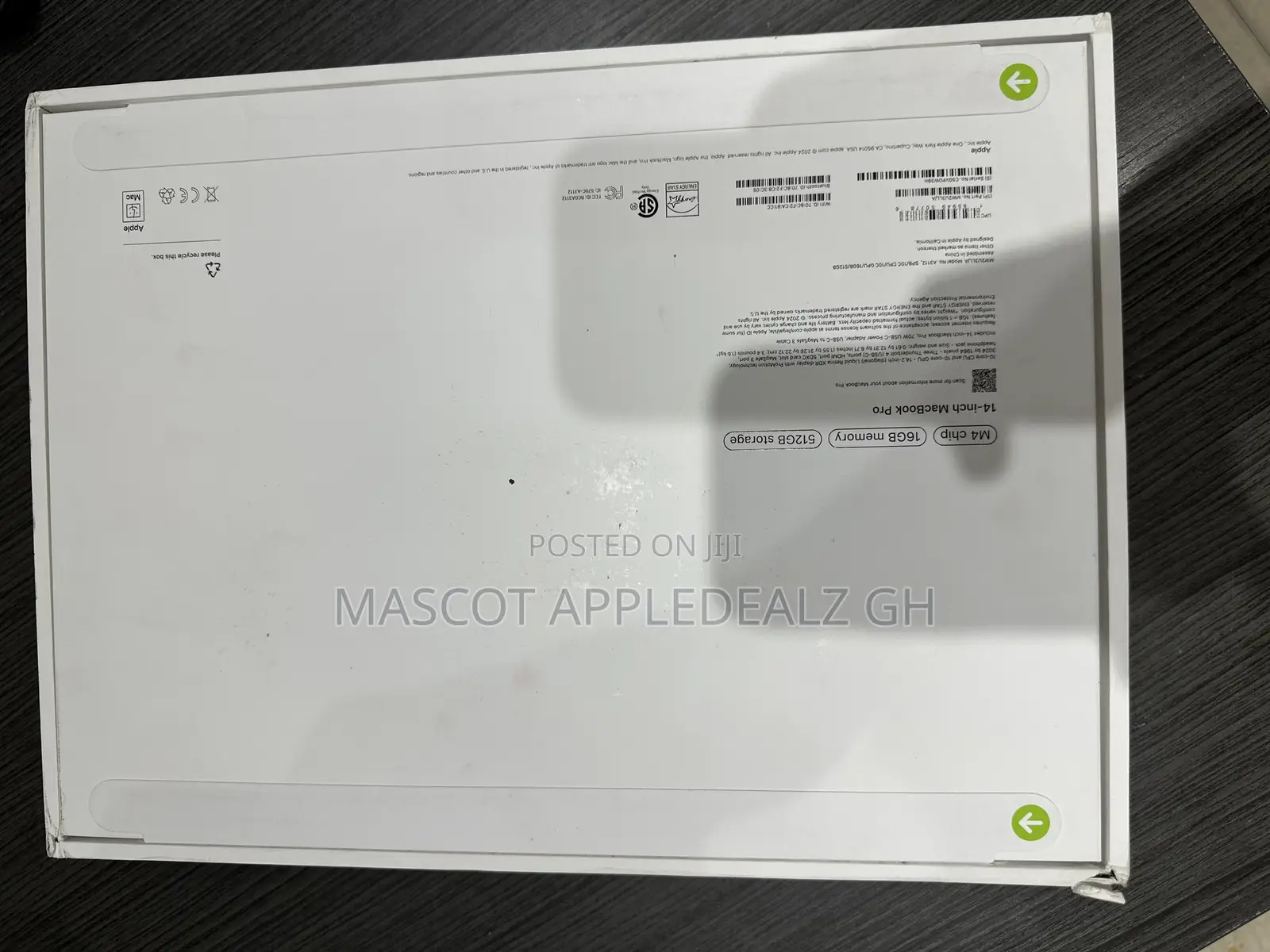 New Laptop Apple MacBook Pro 2024 M4 14-Inch 16GB Apple M4 SSD 512GB