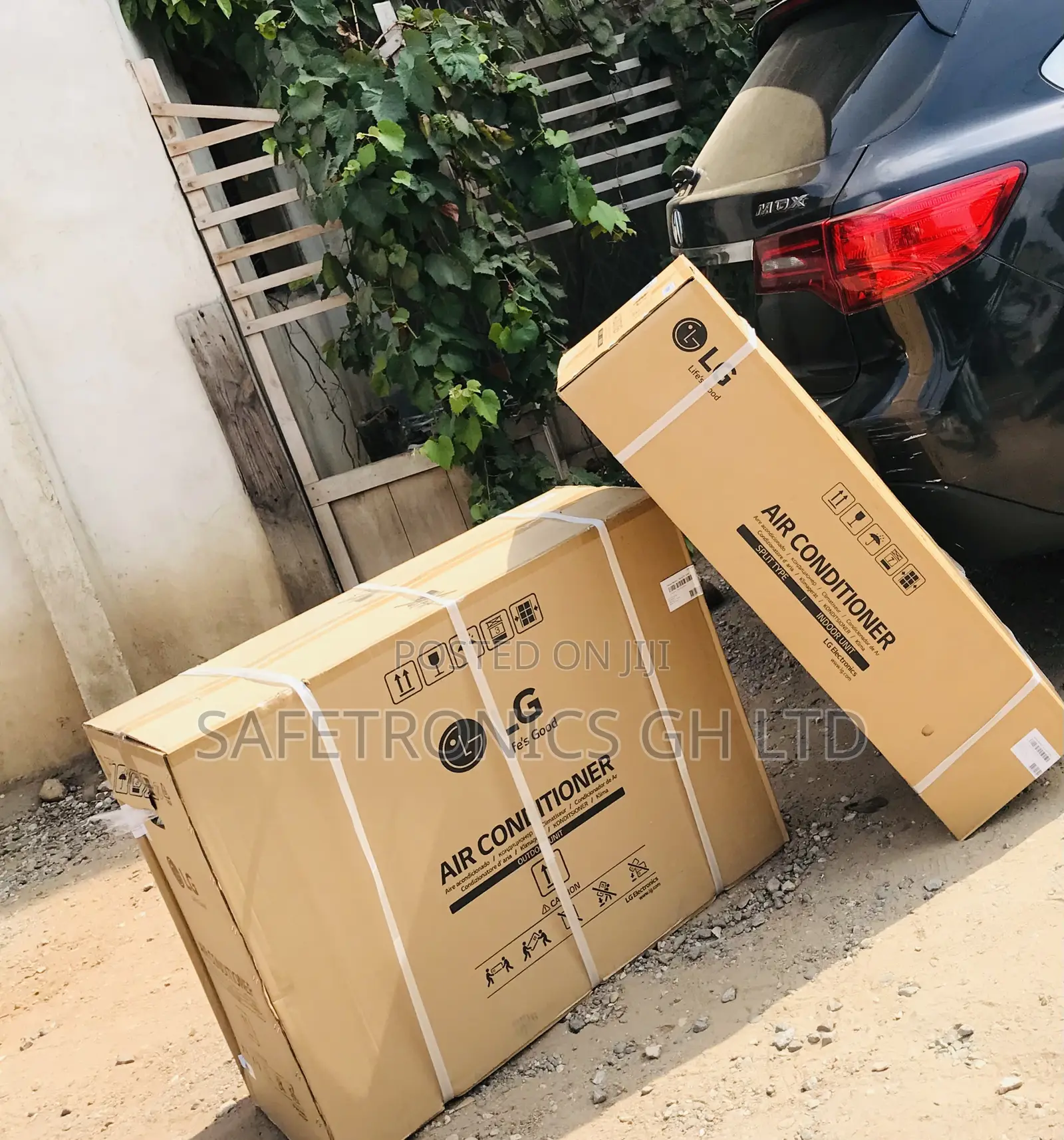 LG Auto Restart 1.5 Horsepower Split Type Airconditioner