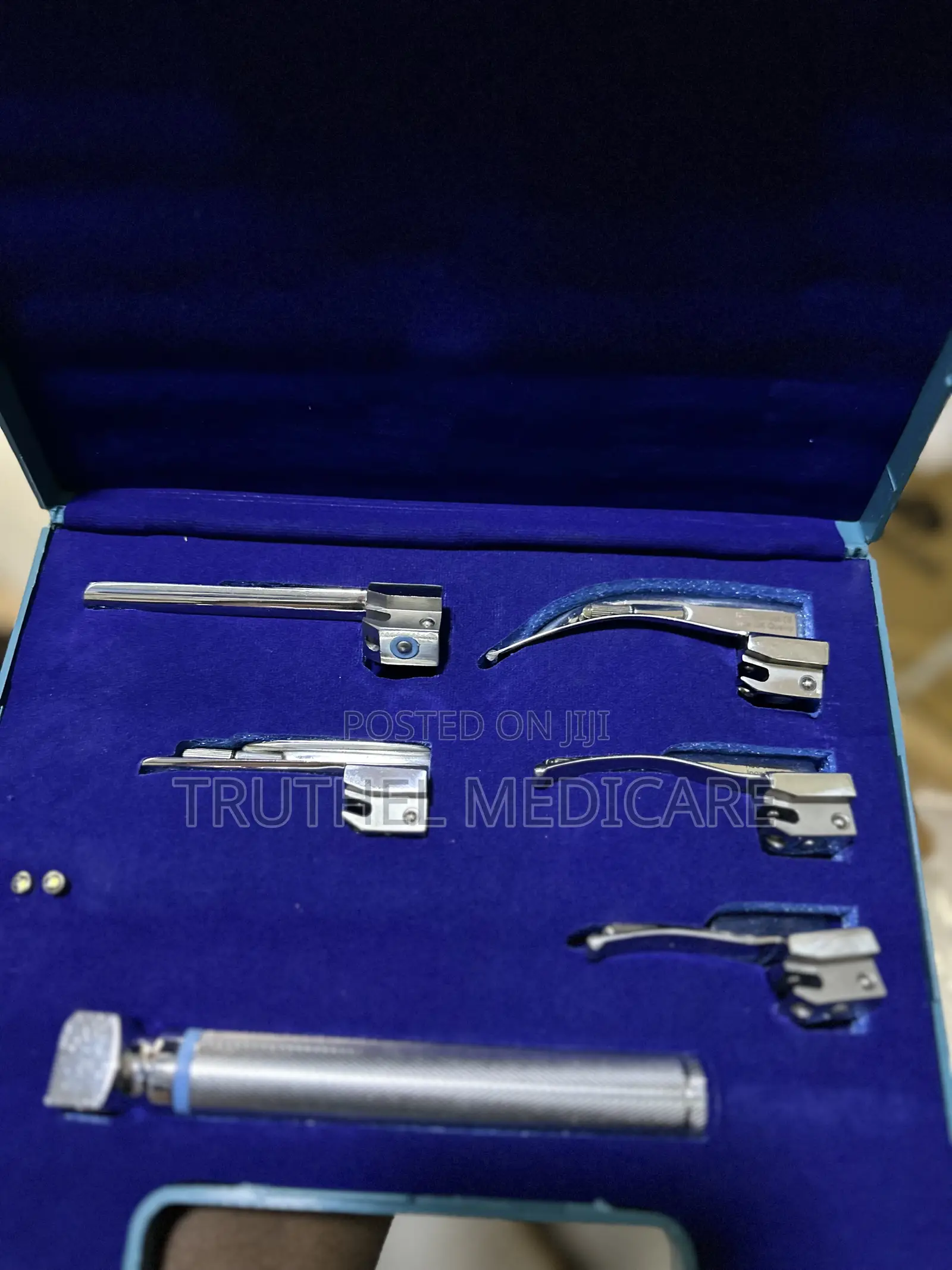 Laryngoscope - Fiber Optic (5blades)