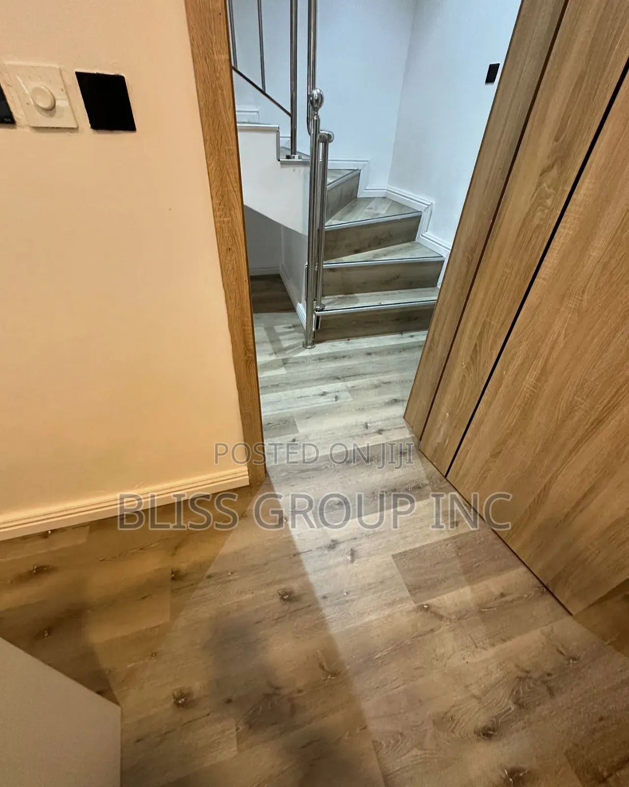 Vinyl PVC Floor Tiles