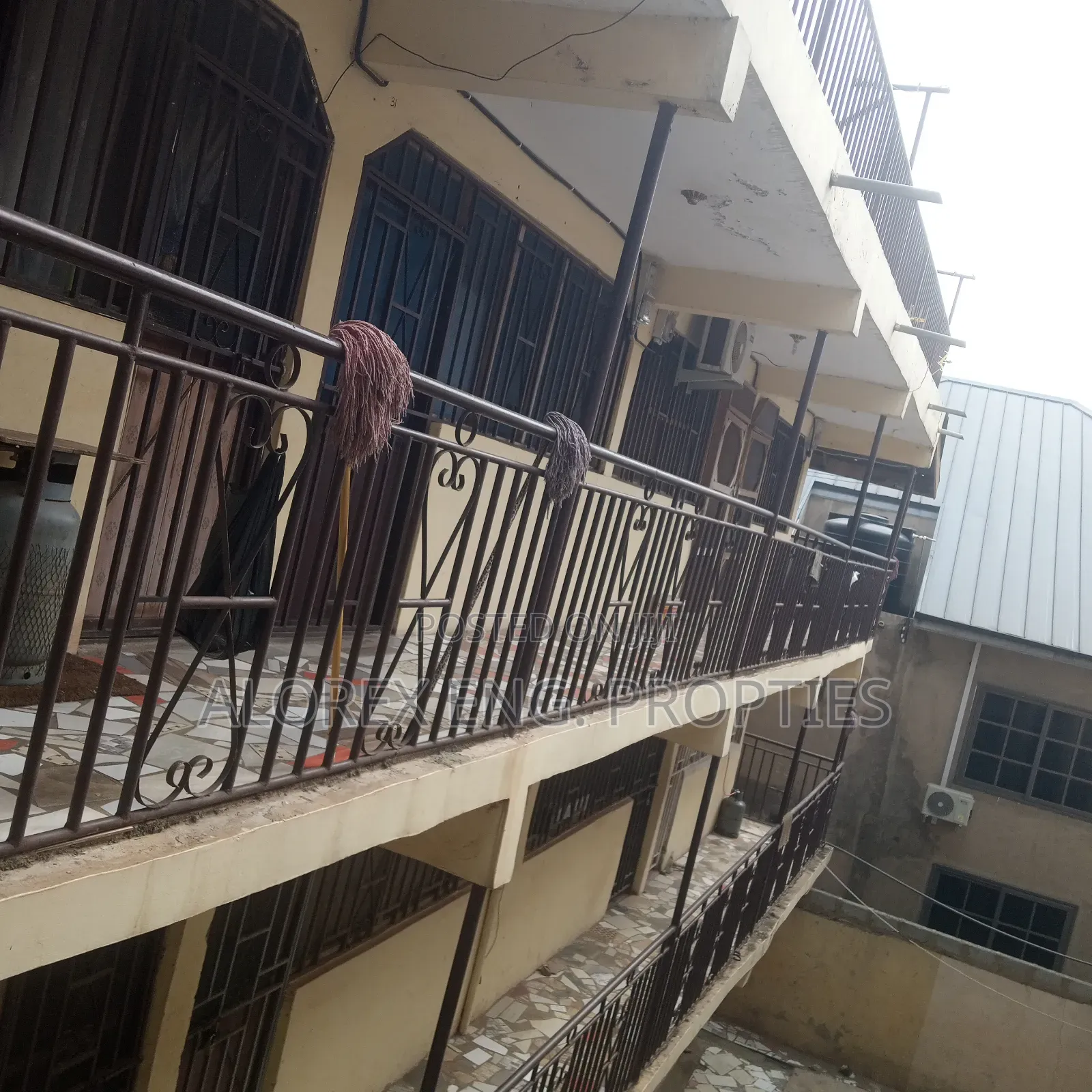 1bdrm Apartment in Chamber Self Rowi, Adenta for rent