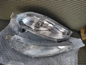 2004 05 2008 Toyota Corolla Fog Light Fog Lamp