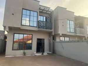 4bdrm House in Bronko Housing, Baatsona Total for rent