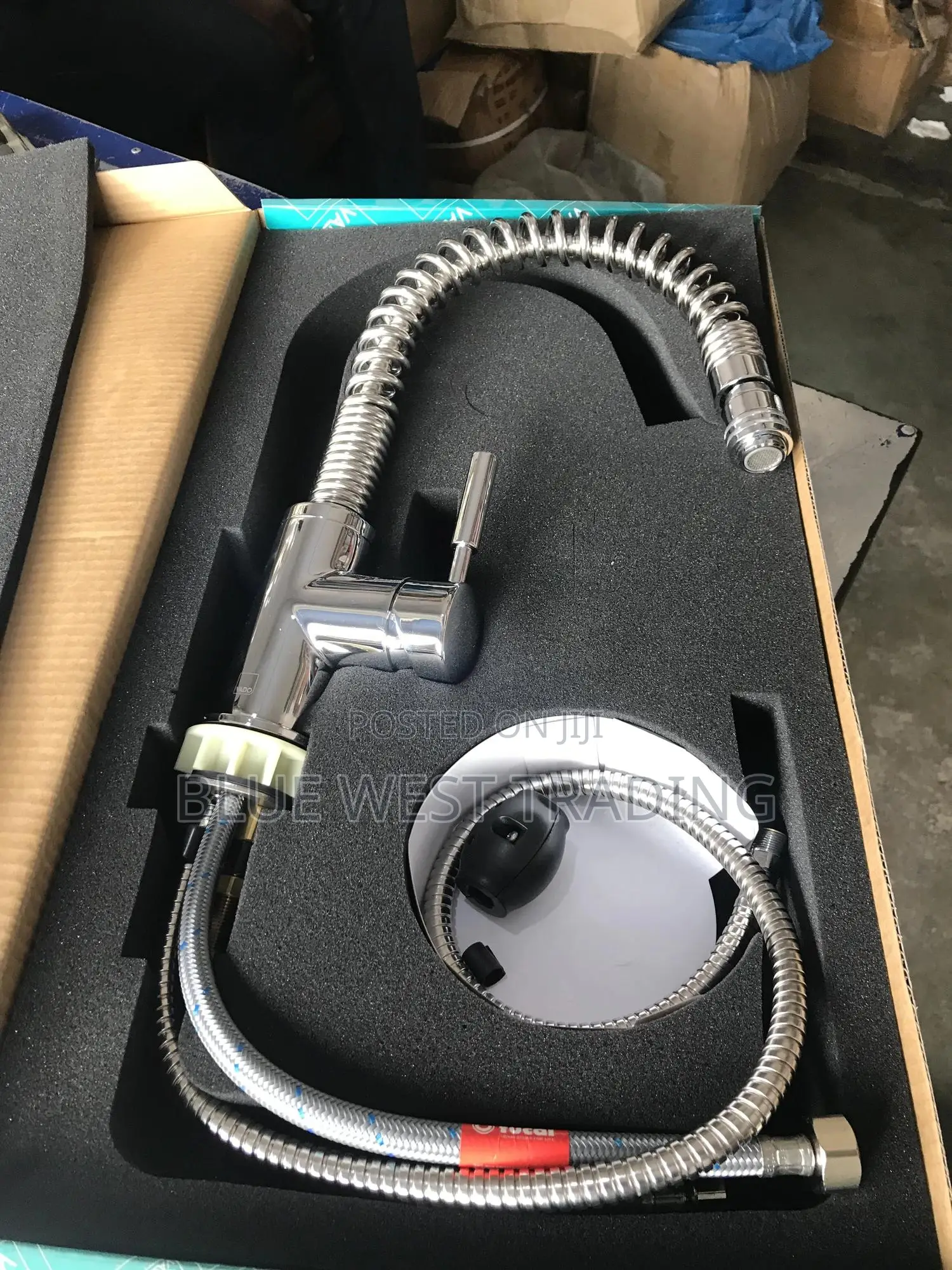 Pull Out Sink Tap - Pull Out Sink Faucet VADO