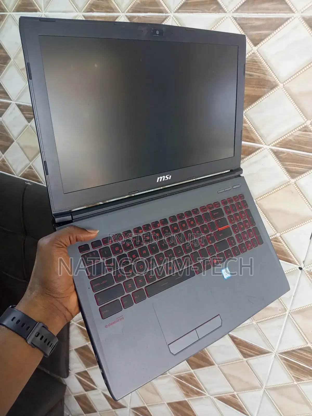 Laptop MSI GV62 7RC 8GB Intel Core I5 SSD 1T