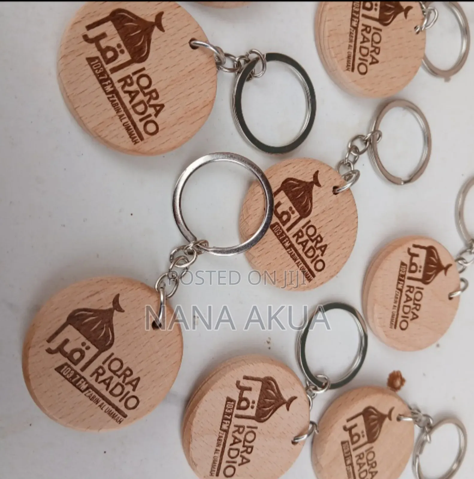 Customized Wooden Keyholder