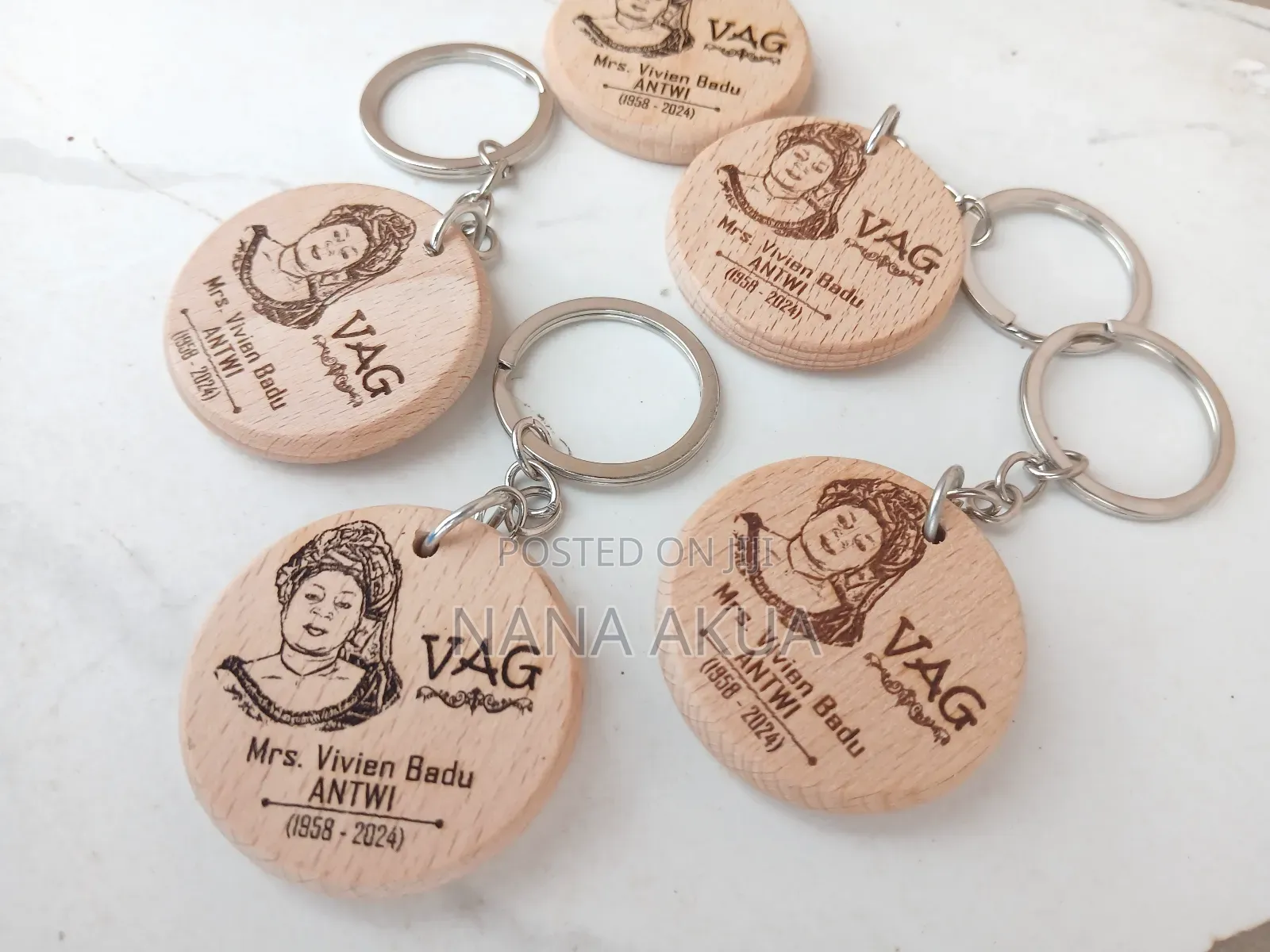 Customized Wooden Keyholder