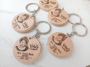 Customized Wooden Keyholder