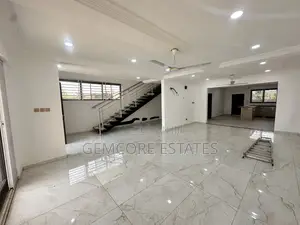 4bdrm House in Highways, Ashaley Botwe for sale