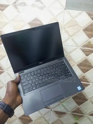 Laptop Dell Latitude 5300 8GB Intel Core I5 SSD 256GB