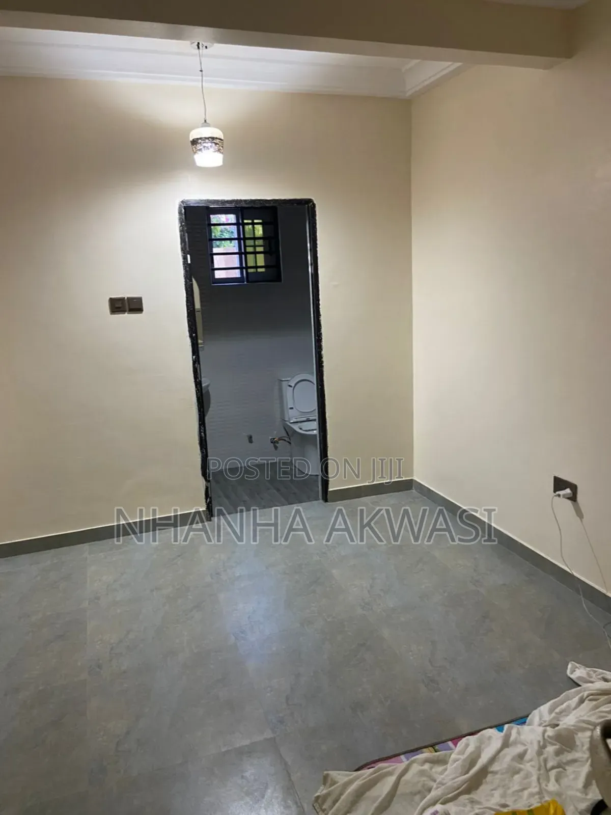 4bdrm Apartment in Community 20, Tema Metropolitan for rent