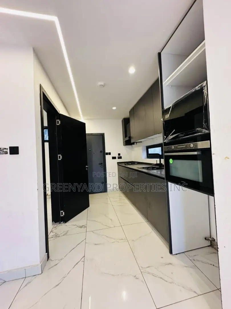 3bdrm House in Botwe for sale
