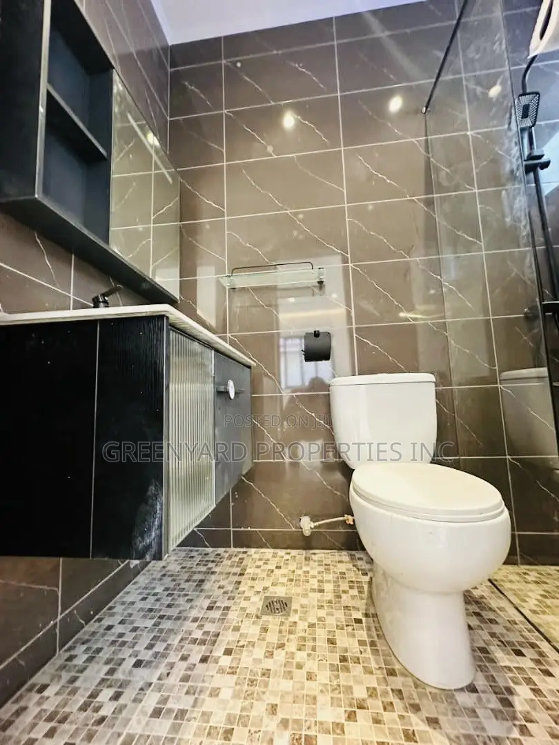 3bdrm House in Botwe for sale