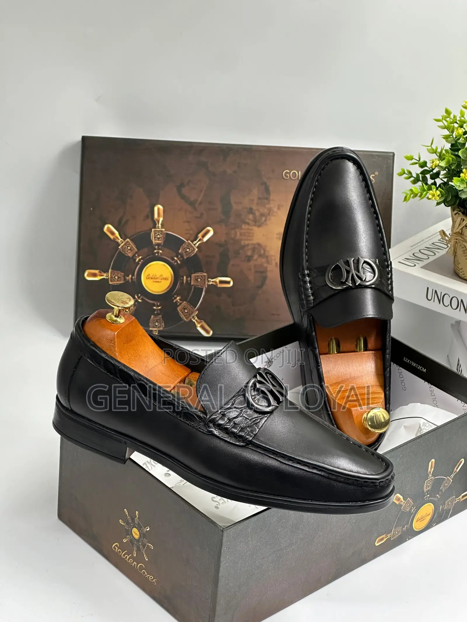 Golden Coxes Shoe