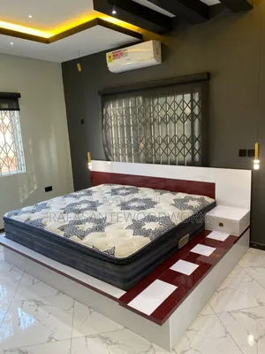 Raf Bed King Size With Grossly Laminated Plywood