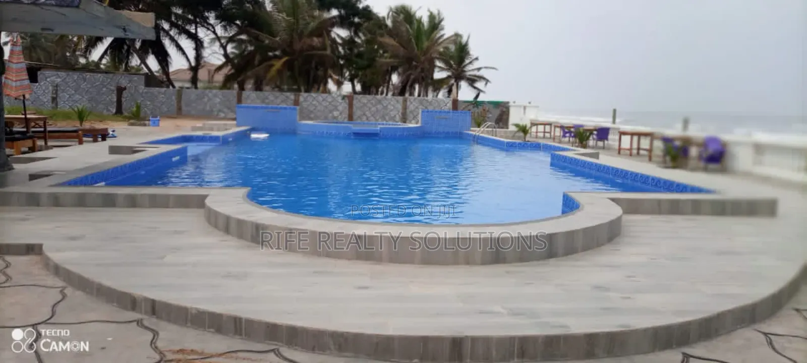 Expert Swimming Pool Maintenance Construction Services