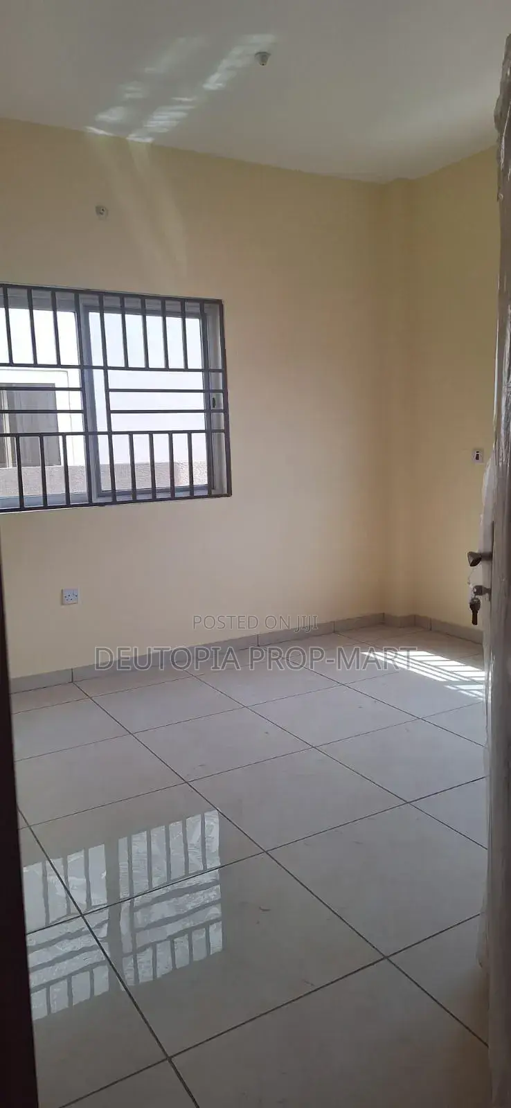 3bdrm House in Devtraco, Tema Metropolitan for rent