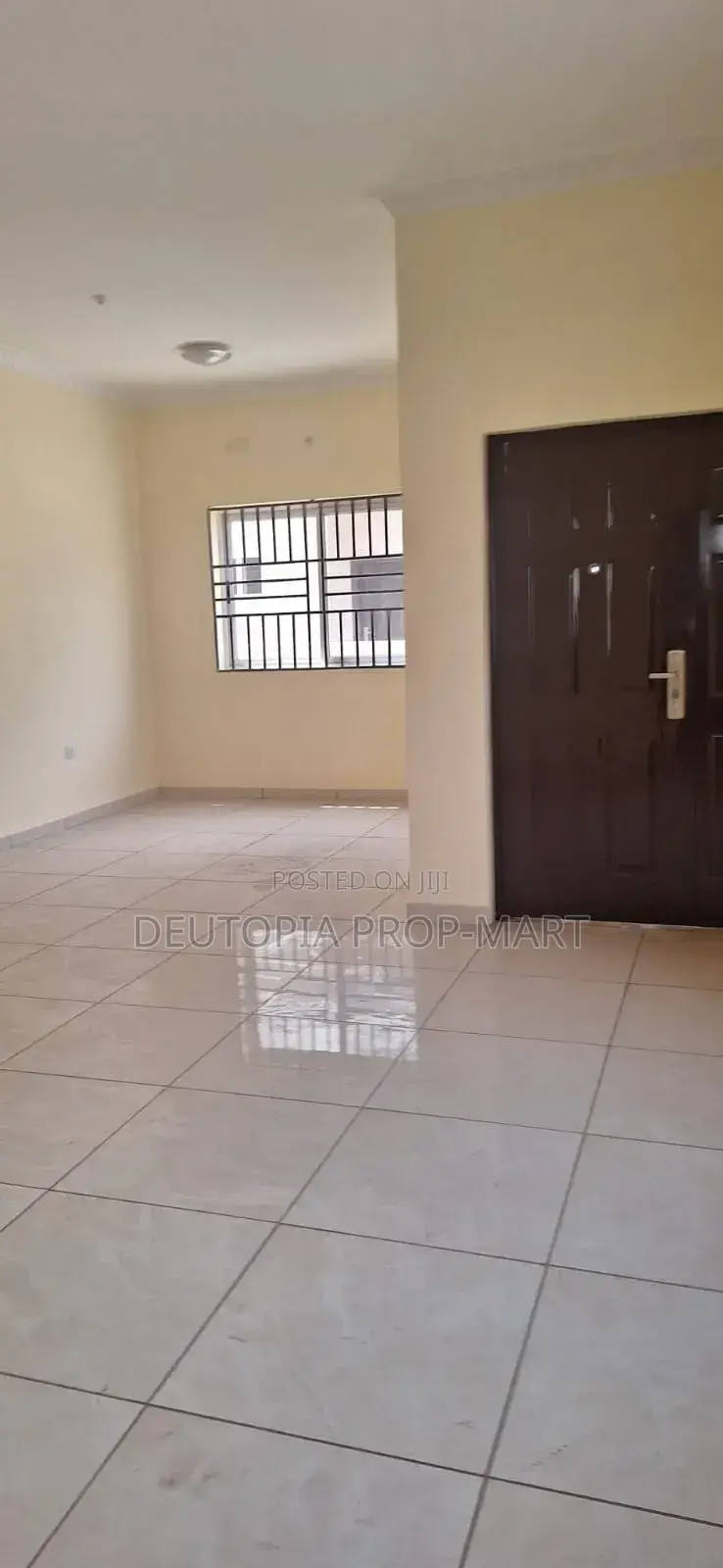 3bdrm House in Devtraco, Tema Metropolitan for rent