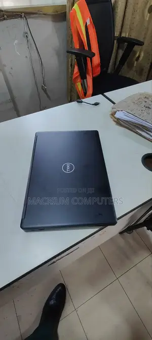 Laptop Dell Latitude 5590 8GB Intel Core I5 SSD 256GB