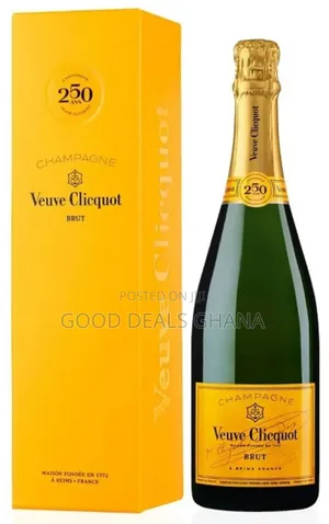 Photo - Veuve Clicquot Brut Champagne 75cl