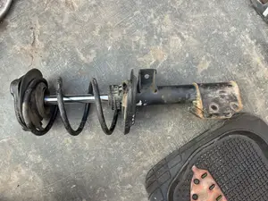 Complete Home Used Front Shocks for C300 Mercedes Benz 2010
