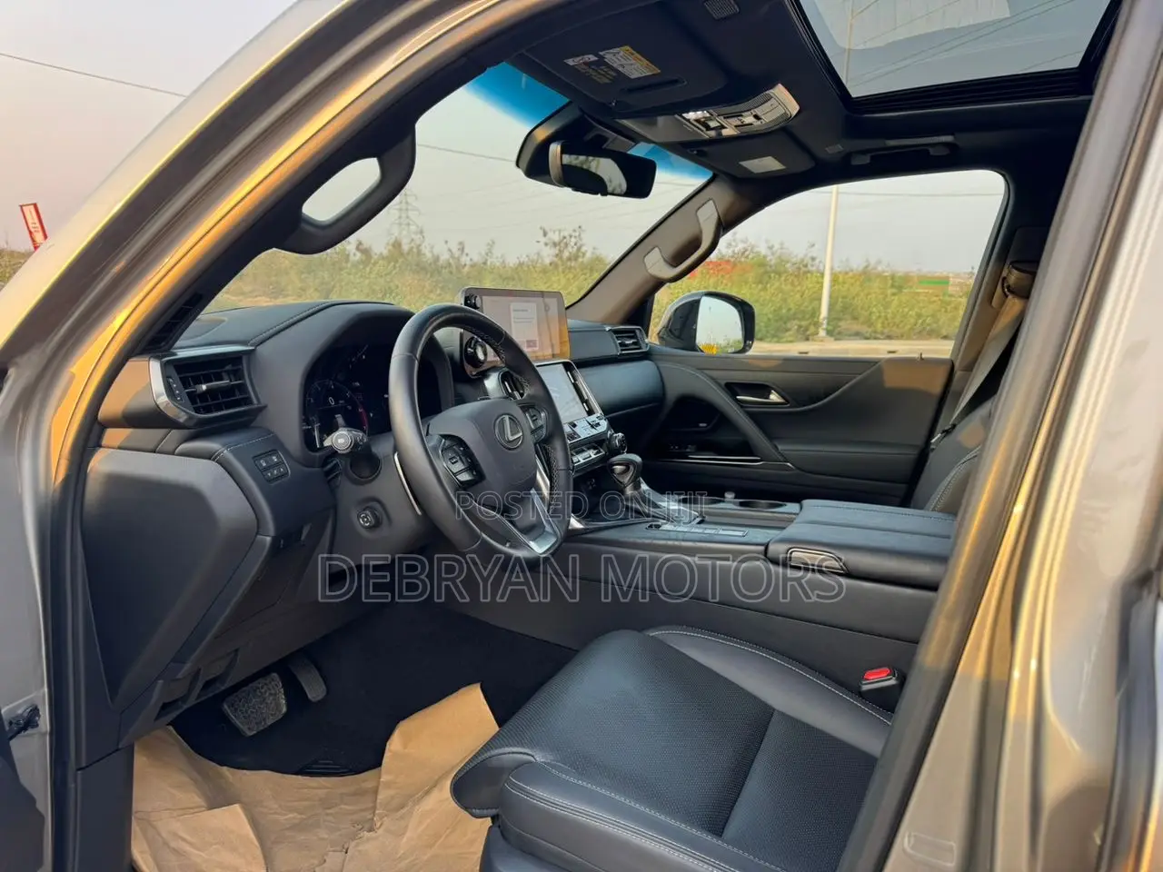 Lexus LX 2024 Gray