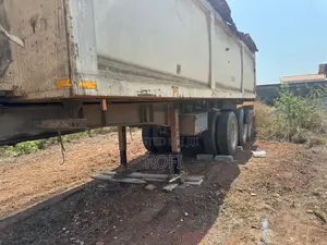 Semi Trailer Bucket- 40 Cubic Yard