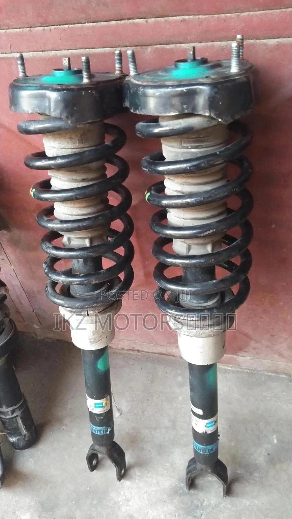 Mercedes Benz W211 E200 E320 E55(2002-2009) Front Shocks