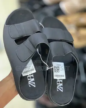 Zara Slippers