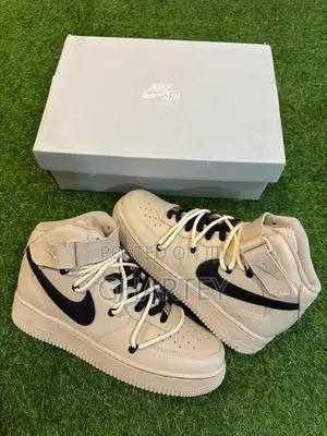 Nike Air Force 1 High