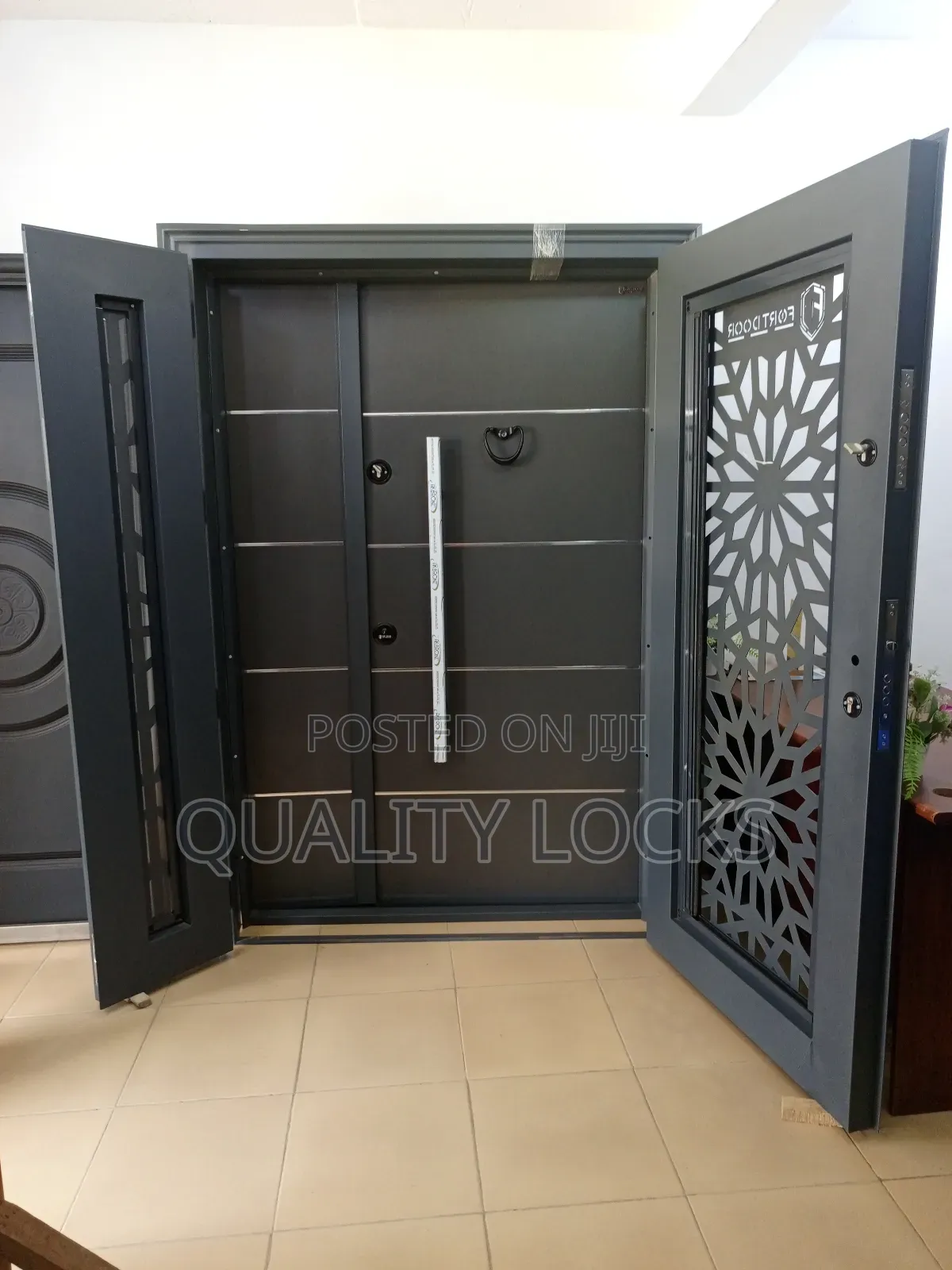 Elegant Metallic Door Indoor Security Door