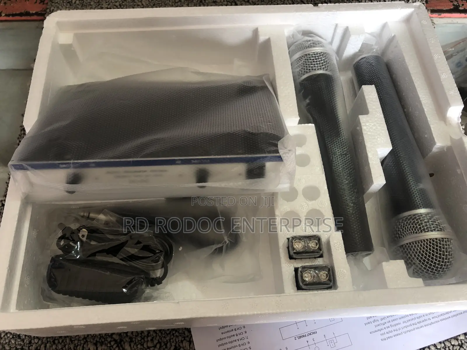 Max 744 Microphone