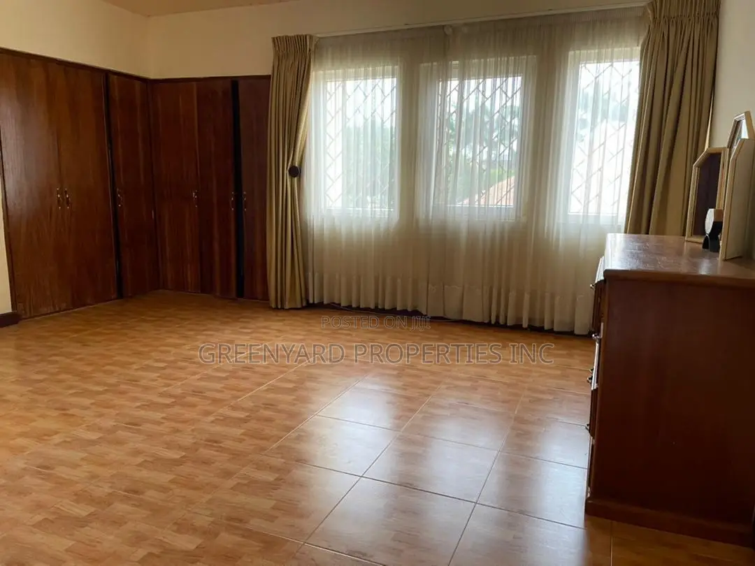 7bdrm Mansion in Adjinganor, East Legon for sale