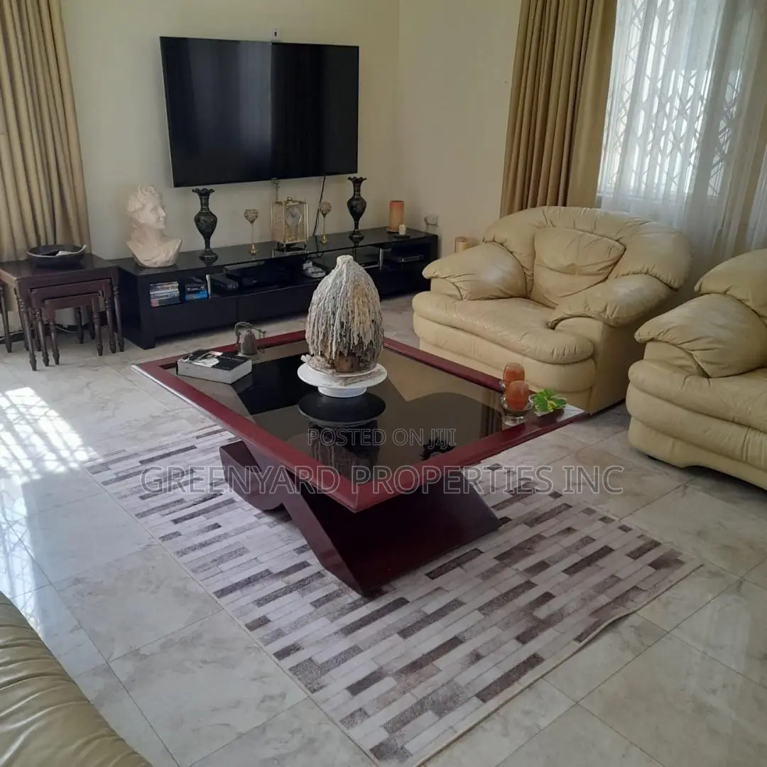 7bdrm Mansion in Adjinganor, East Legon for sale