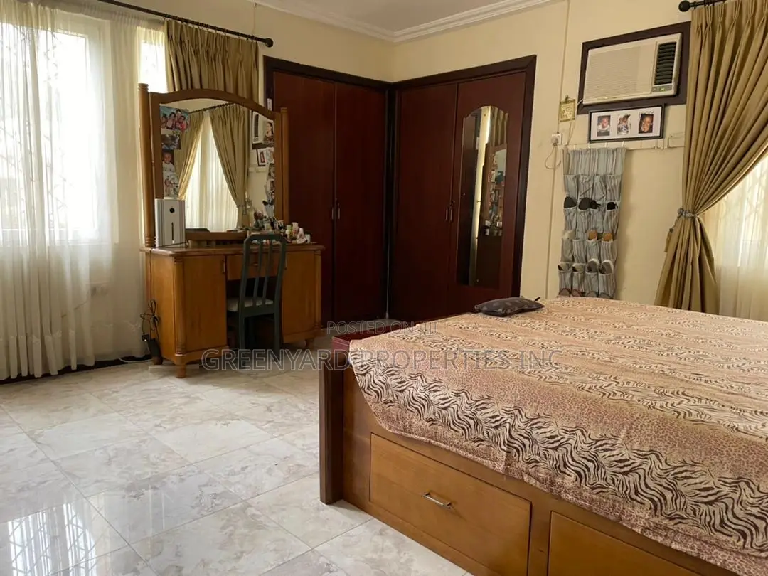 7bdrm Mansion in Adjinganor, East Legon for sale