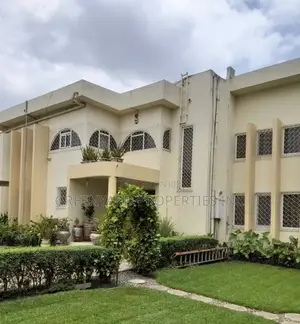 7bdrm Mansion in Adjinganor, East Legon for sale