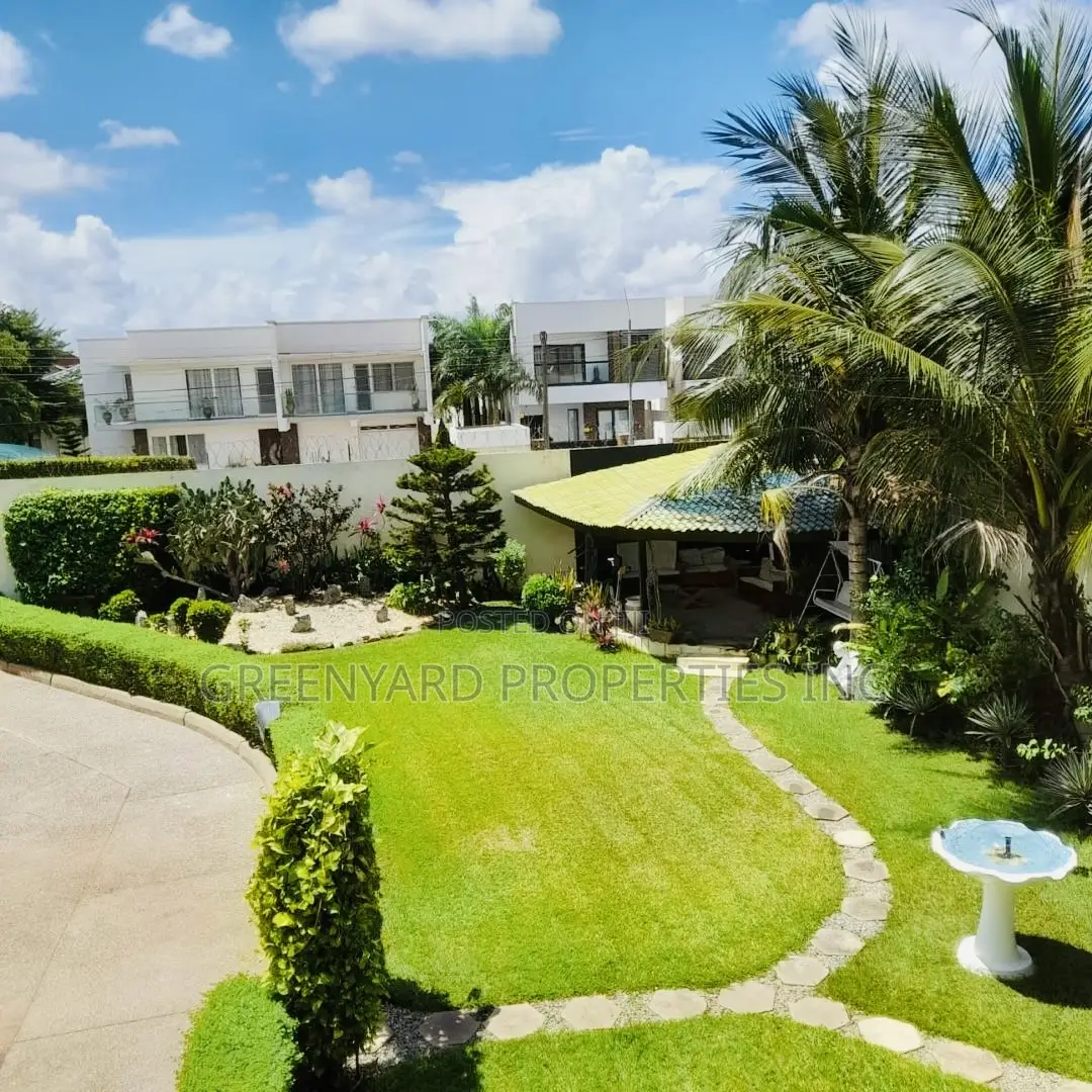 7bdrm Mansion in Adjinganor, East Legon for sale