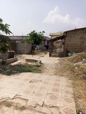 7bdrm Apartment in Atico, Accra Metropolitan for sale