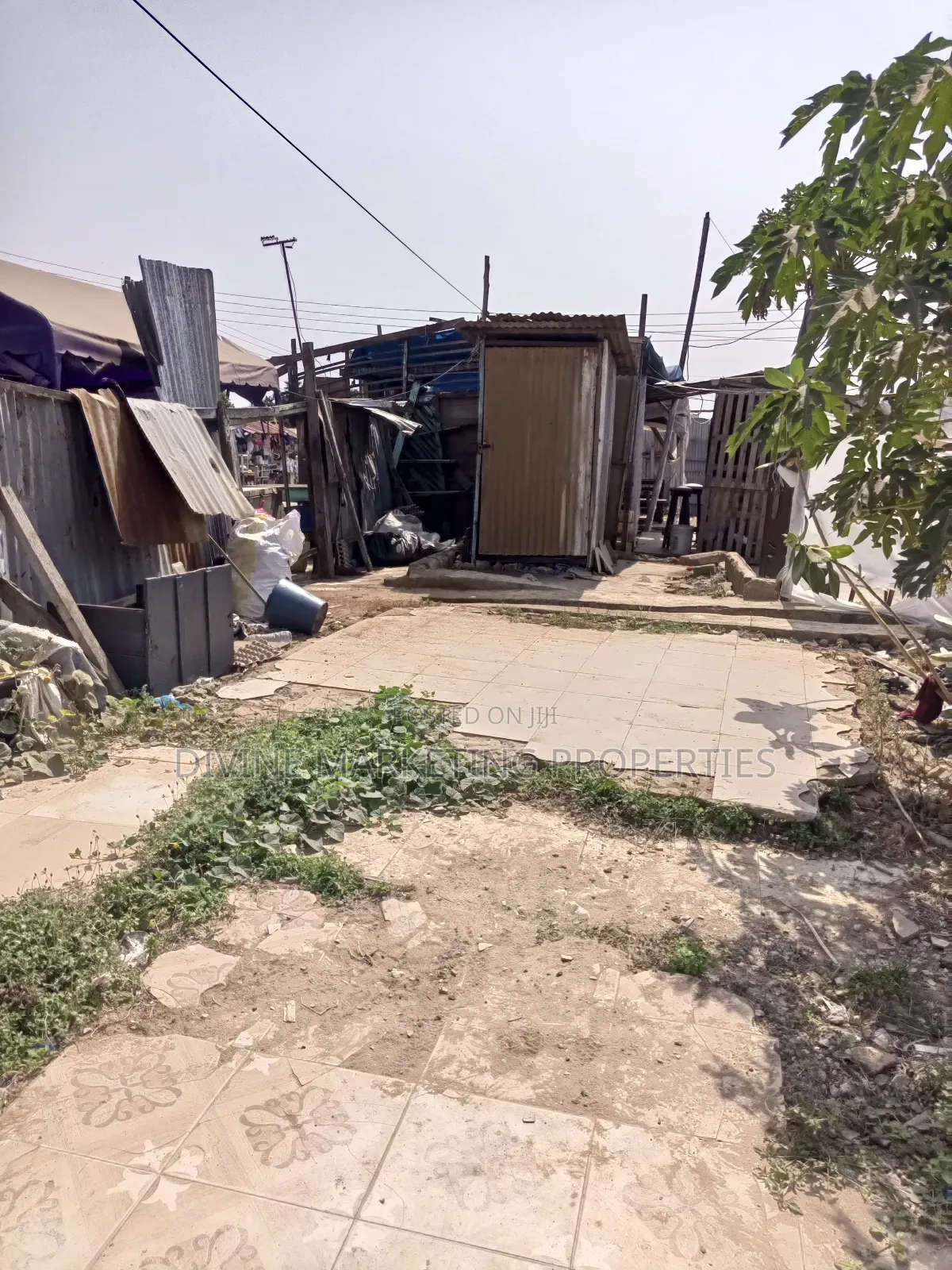 7bdrm Apartment in Atico, Accra Metropolitan for sale