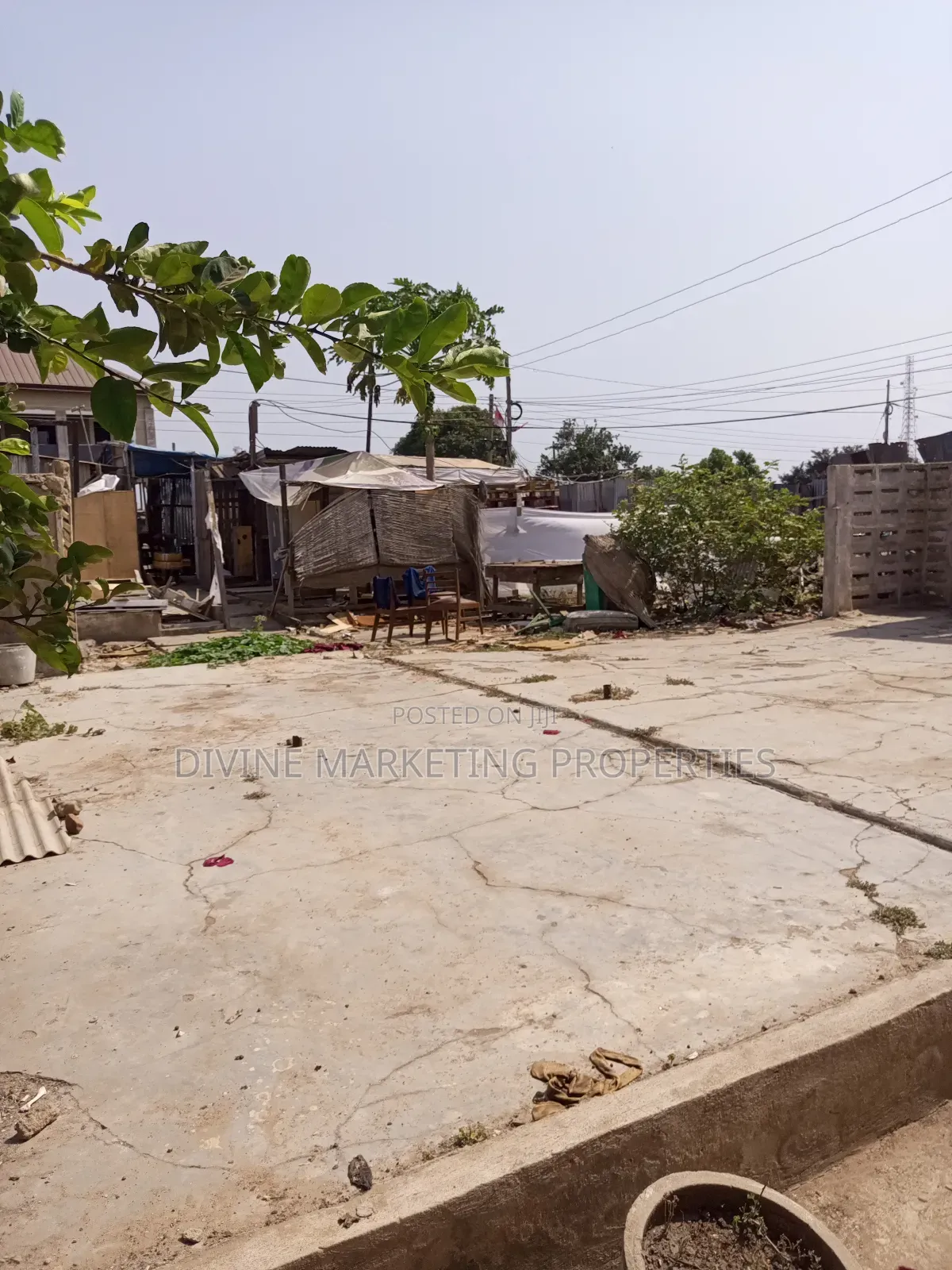 7bdrm Apartment in Atico, Accra Metropolitan for sale