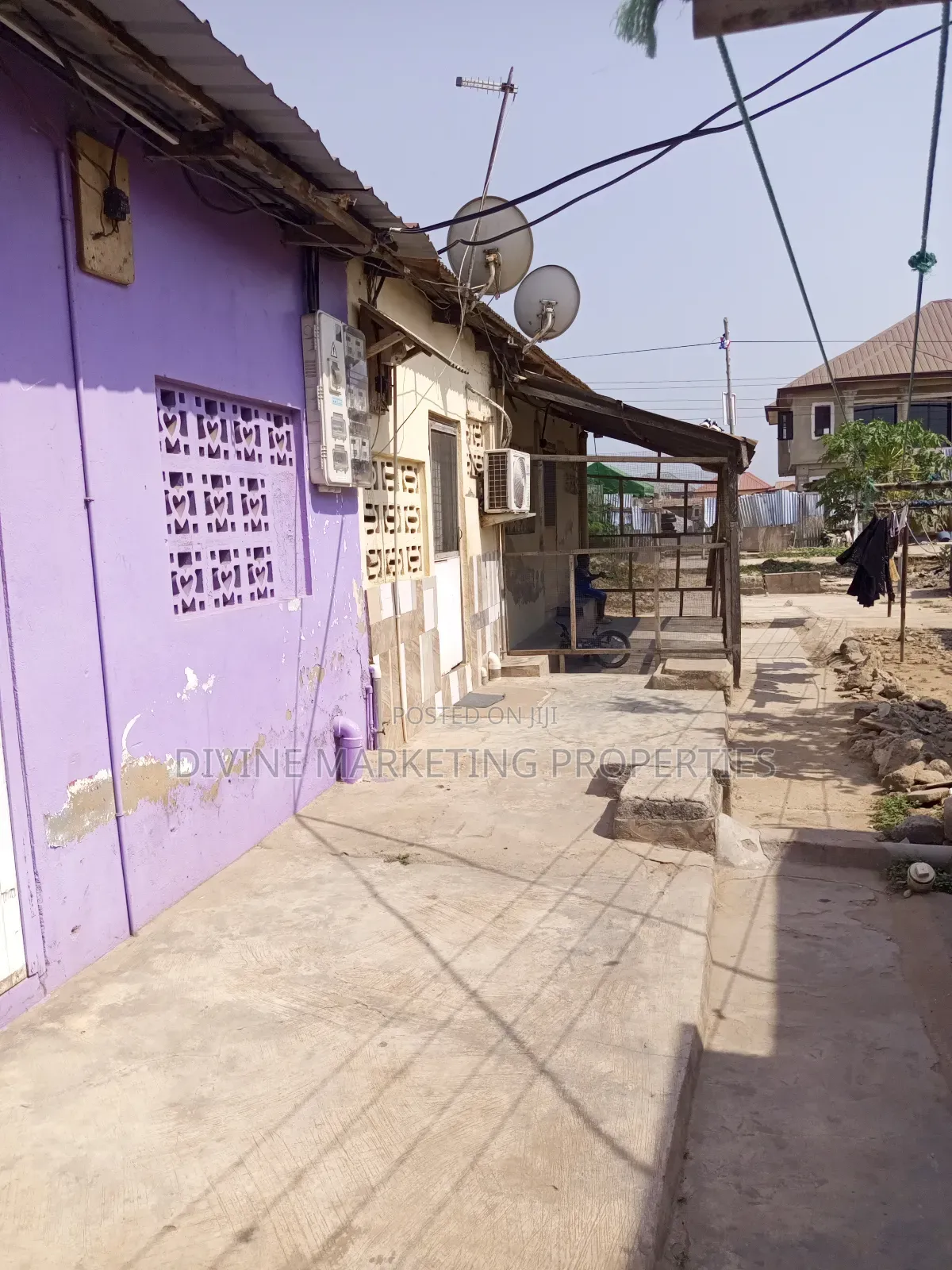 7bdrm Apartment in Atico, Accra Metropolitan for sale