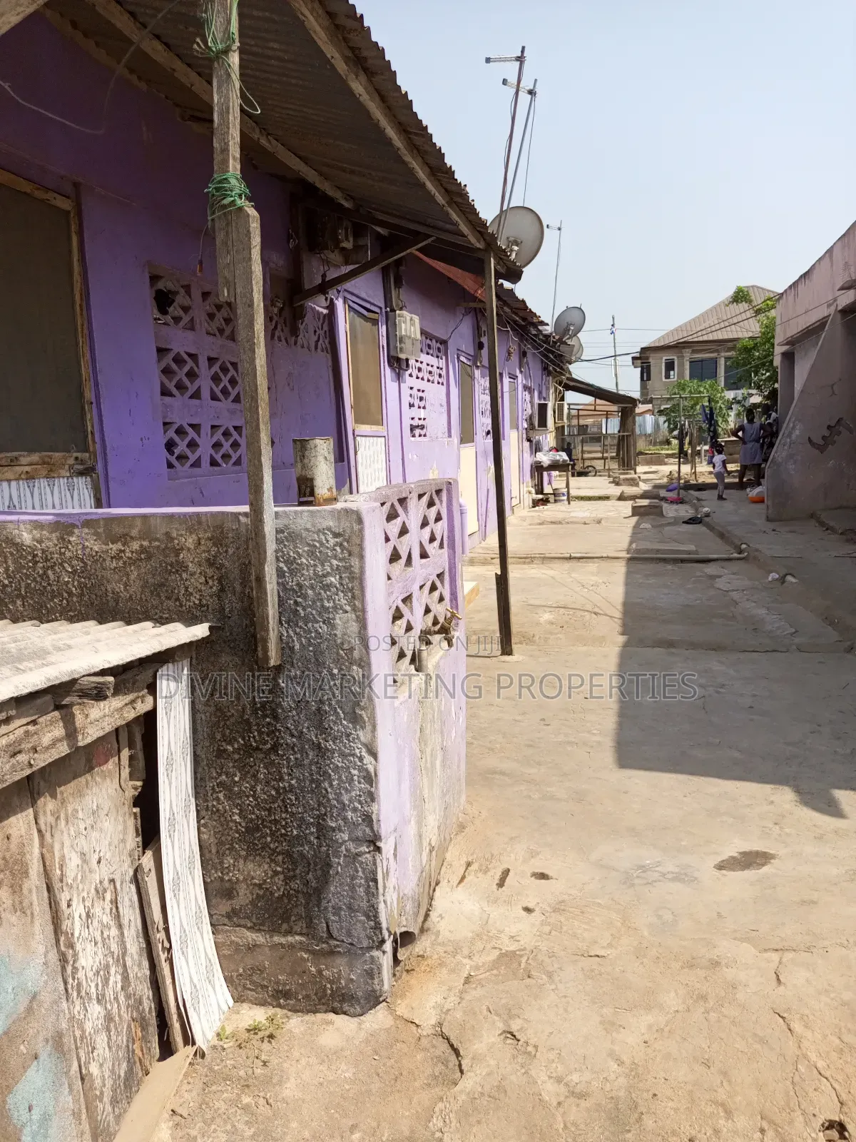 7bdrm Apartment in Atico, Accra Metropolitan for sale