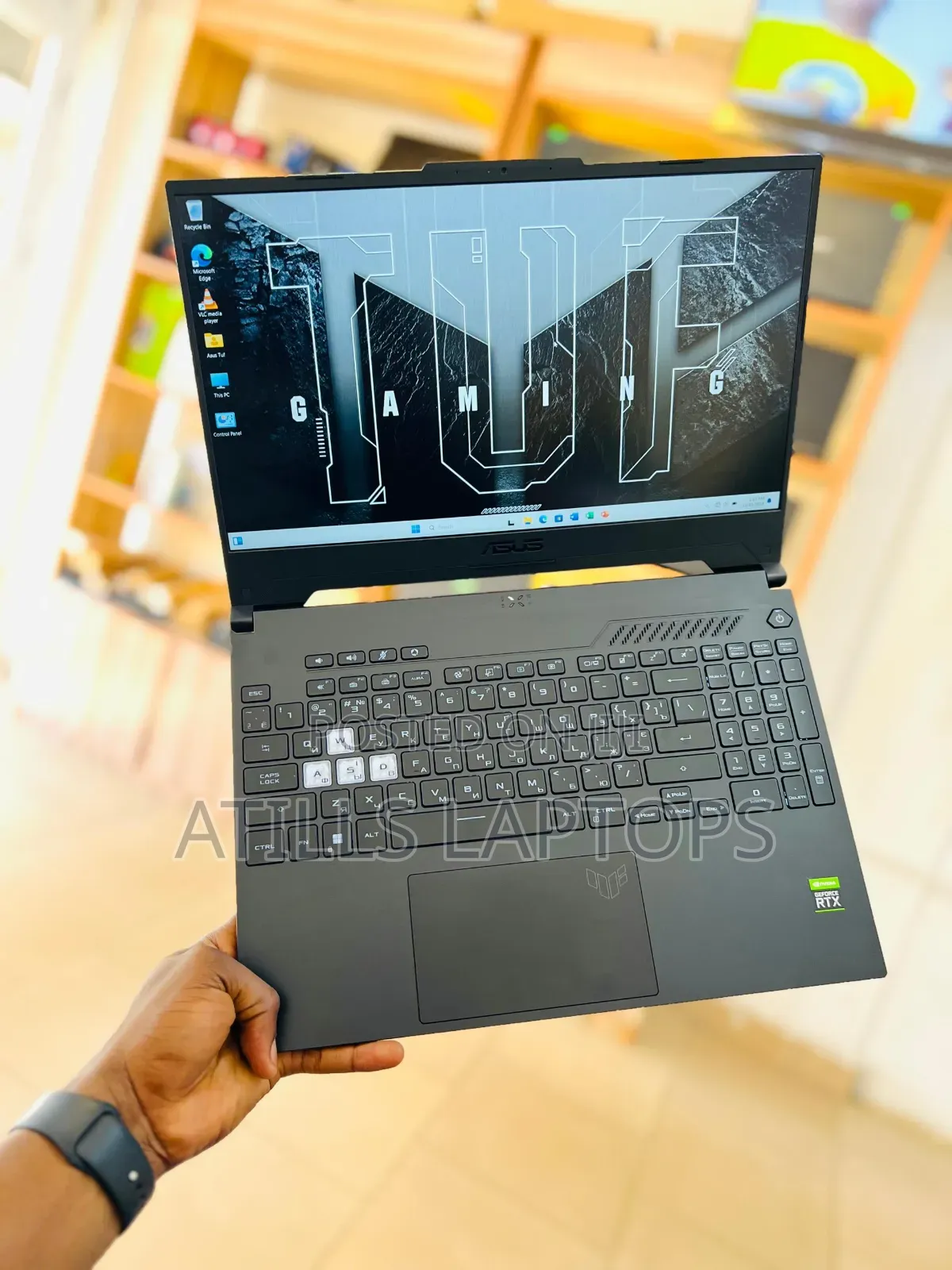 Laptop Asus TUF Dash F15 16GB Intel Core I5 SSD 512GB