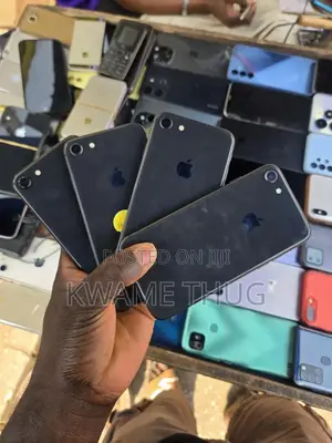 New Apple iPhone 8 64 GB Black