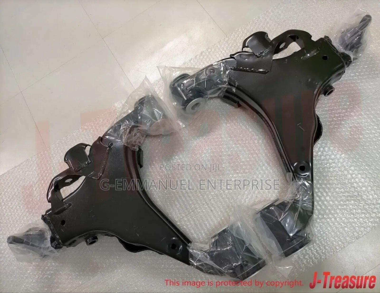 Toyota Fortuner 2013-16 Lower Control Arm Pair. Original