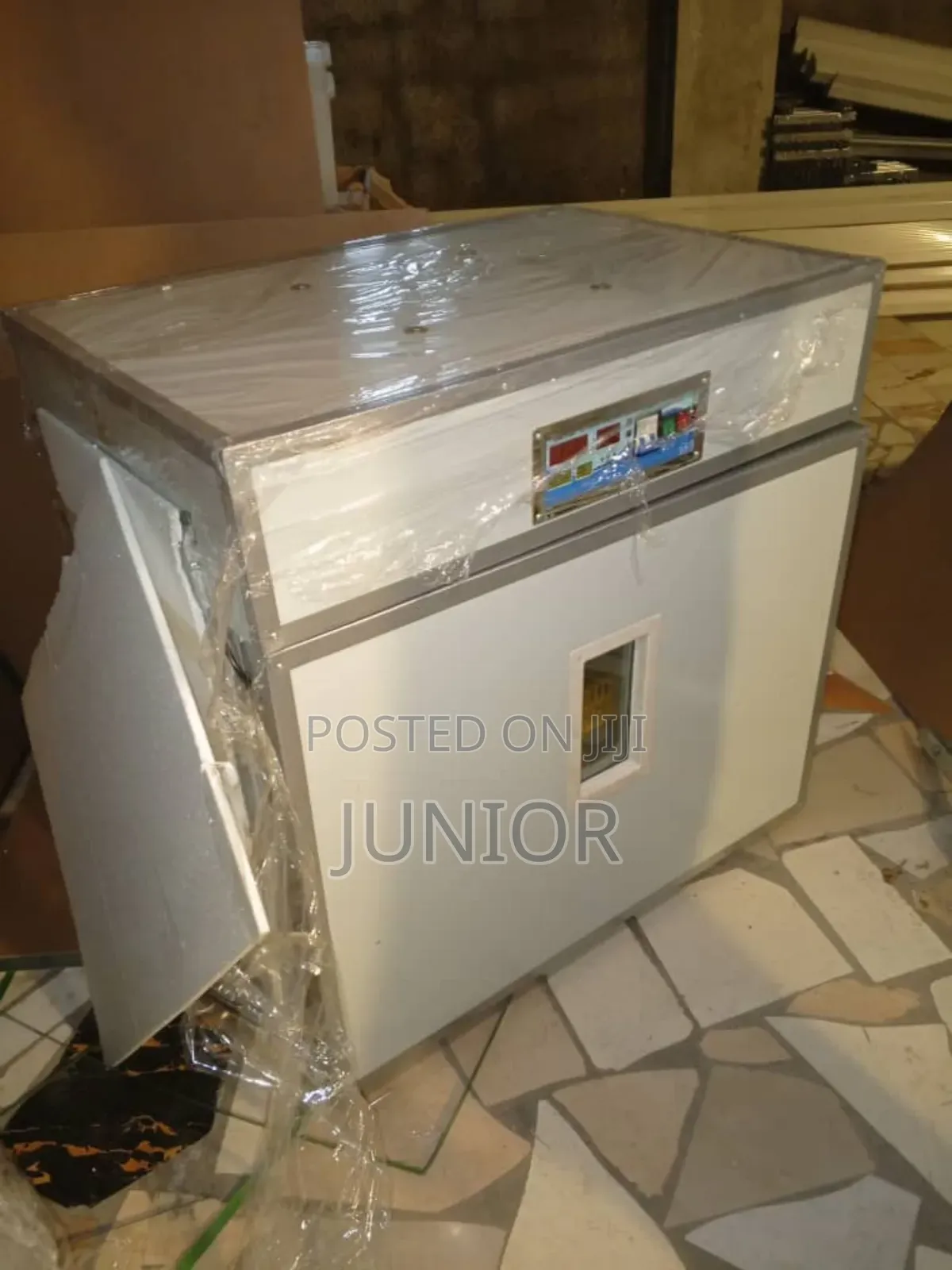 Industrial Incubators (Various Capacities)