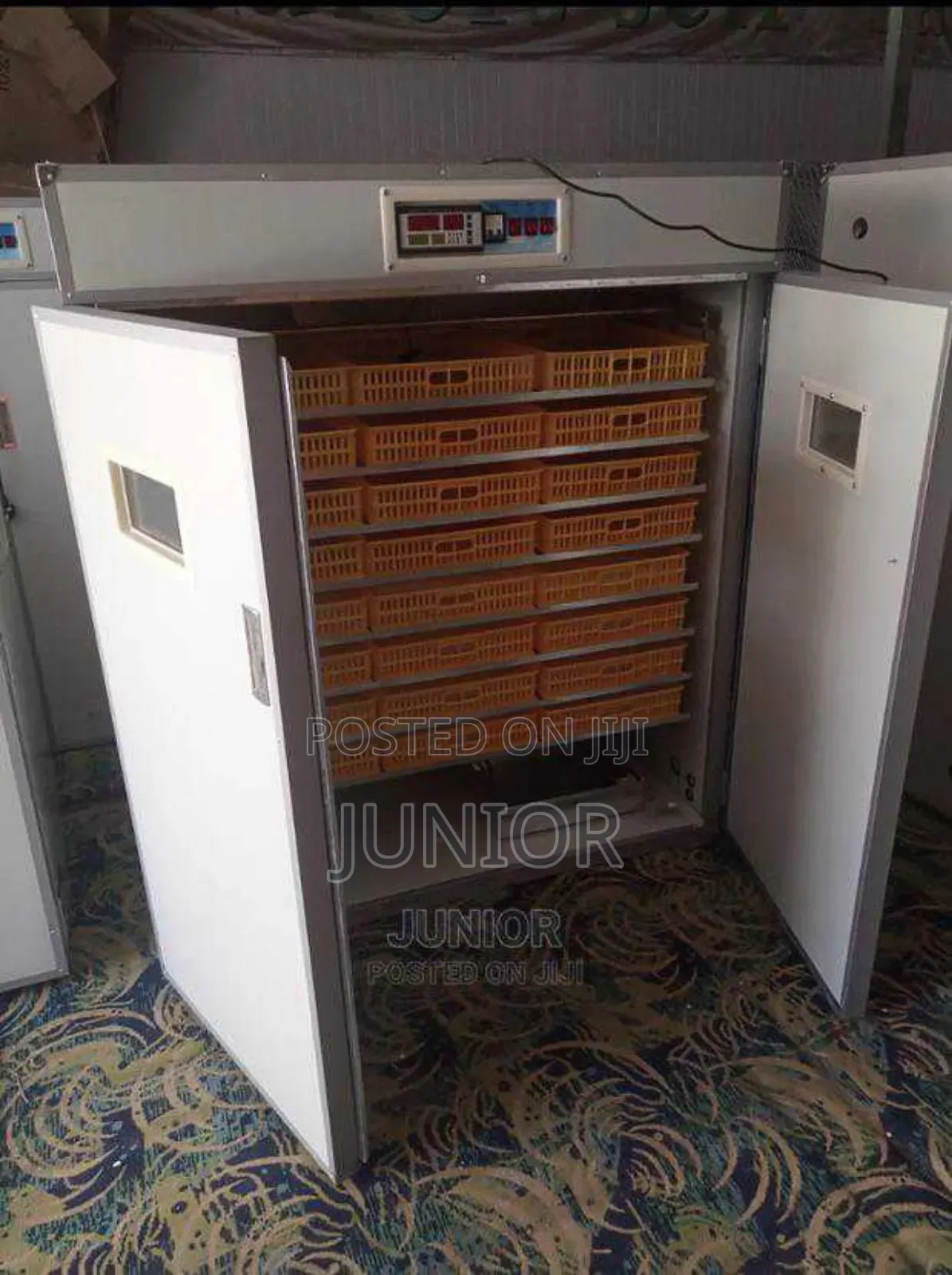 Industrial Incubators (Various Capacities)
