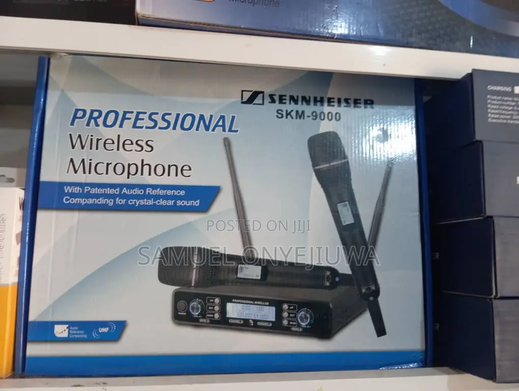 SKM-9000 Sennheiser Wireless Microphone With 300 Meter Lapel