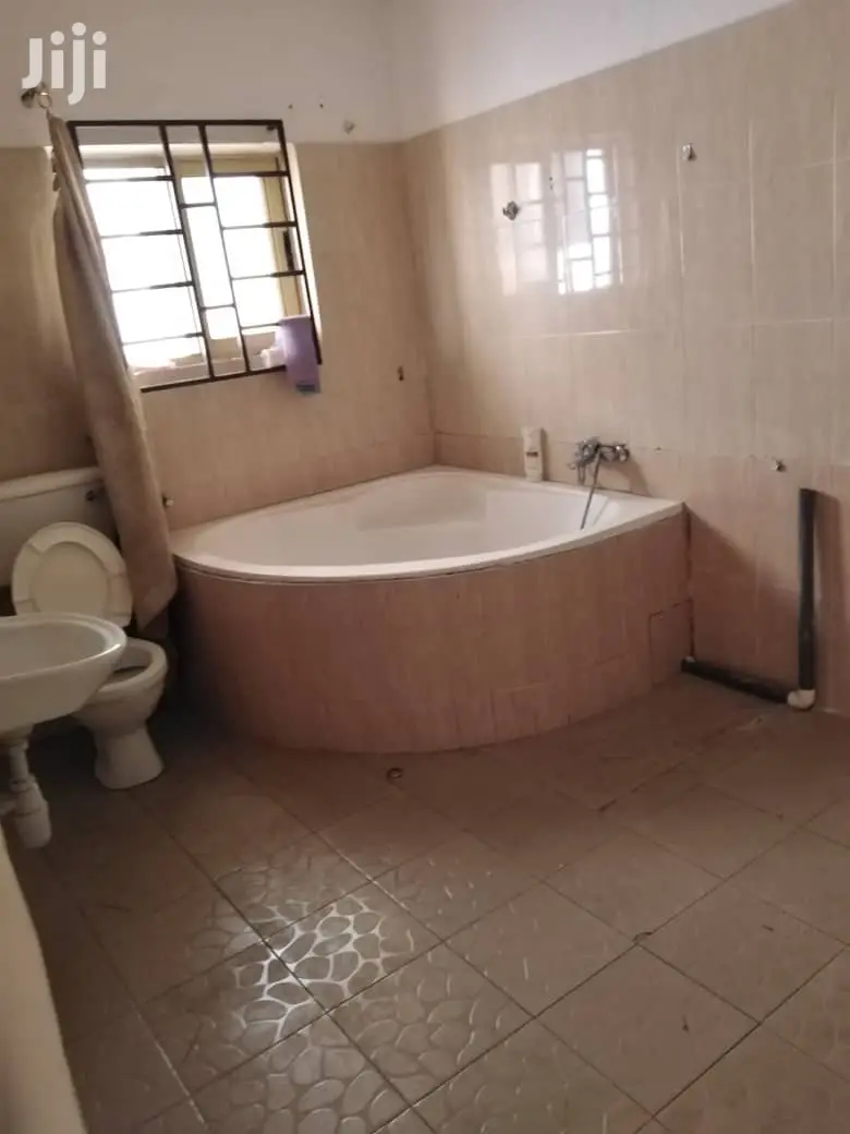 5bdrm House in Ben Properties, Ga East Municipal for rent