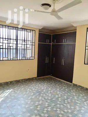 5bdrm House in Ben Properties, Ga East Municipal for rent
